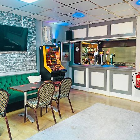 The J & S Hotel Blackpool Eksteriør bilde